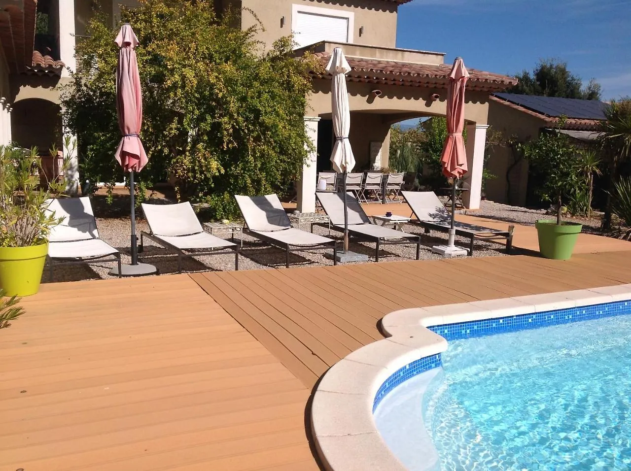 Bed and Breakfast Maprovencale à Les Arcs-sur-Argens Couette-café